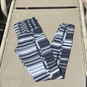 Nike Women's Black and Gray Striped Leggings